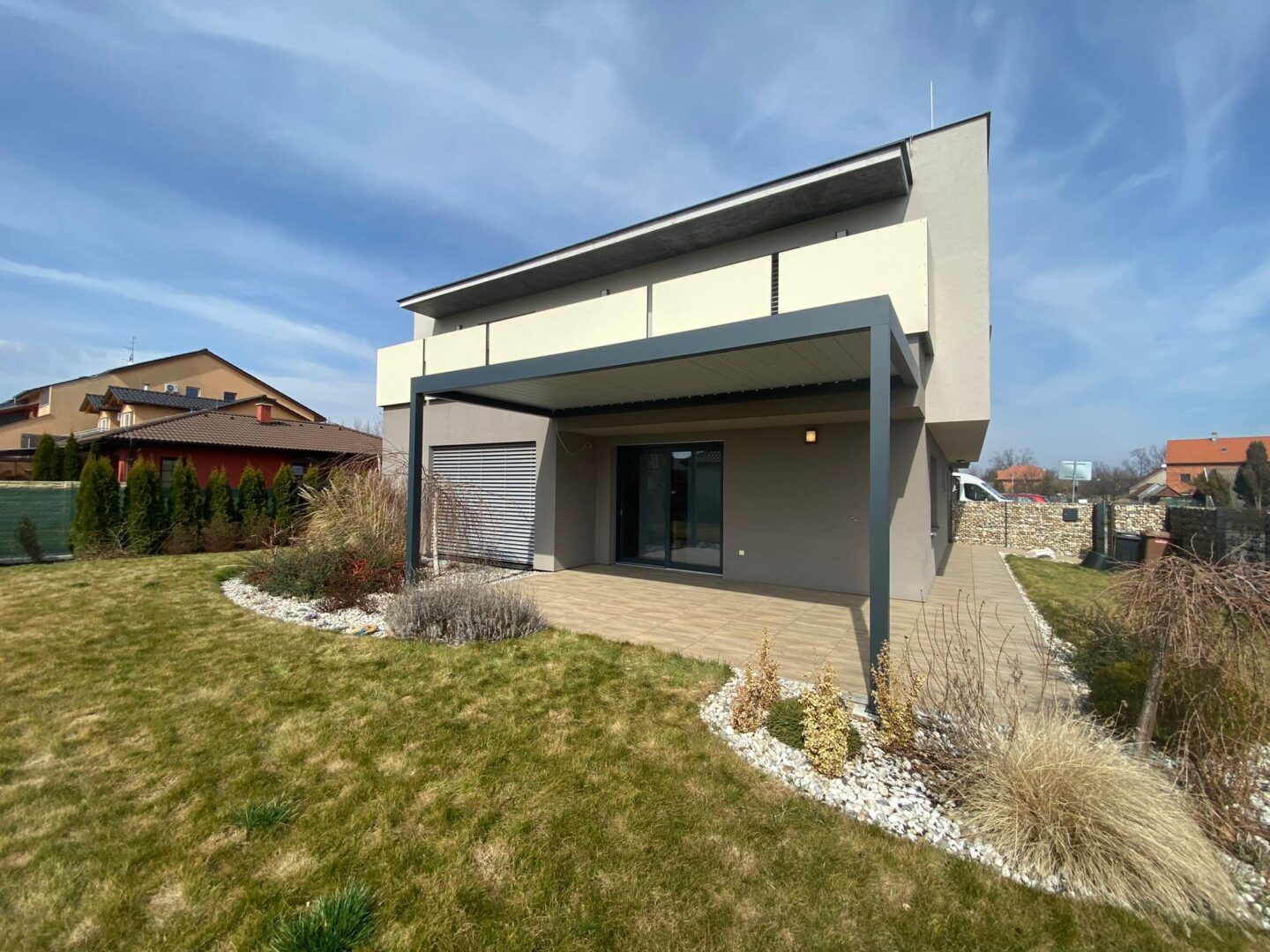 ALUX BIO 269 052 5 825x2 820 Prostejov