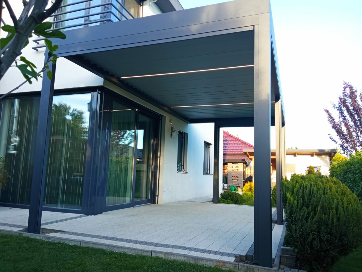 ALUX BIOclimatic RAL 7016 Slovensko