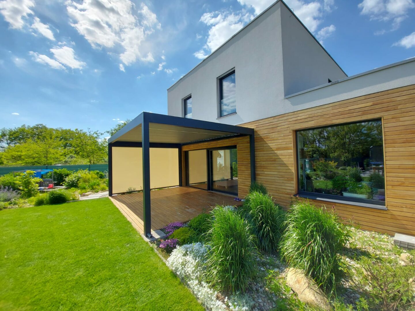 Pergola ALUX BIOclimatic DB 703 Praha III