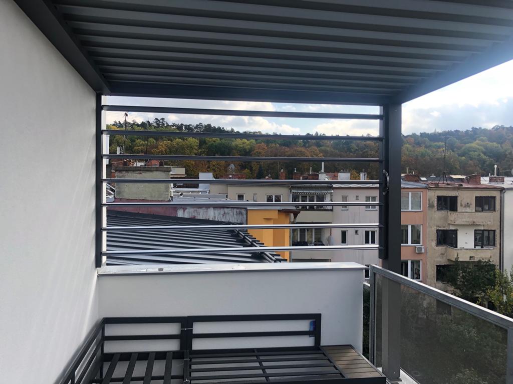 Pergola ALUX BIOclimatic DB 703 – Metallic Brno II
