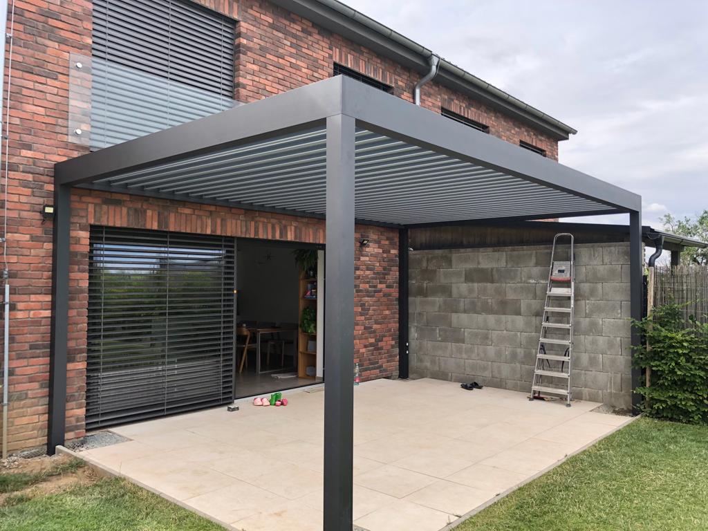 Pergola ALUX BIOclimatic DB 703 – Metallic Strelice III