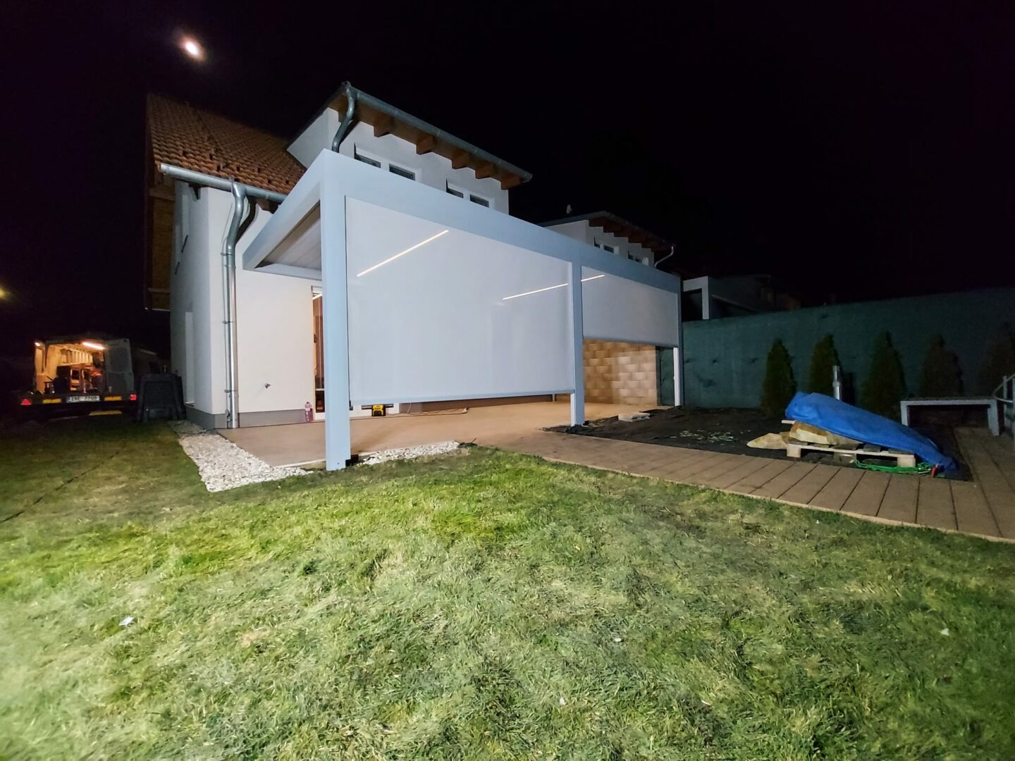 Pergola ALUX BIOclimatic RAL 9007 Veverska Bityska I