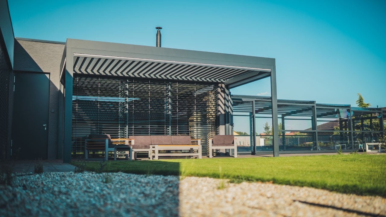 Alux hlinikove centrum proc vsic